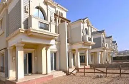 iVilla - 5 Bedrooms - 4 Bathrooms for sale in Mountain View Hyde Park - 5th Settlement Compounds - The 5th Settlement - New Cairo City - Cairo