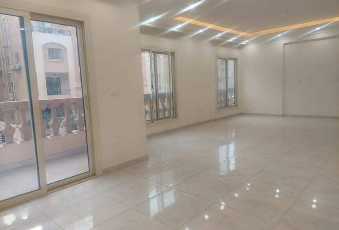 7903742 - Property Image 2