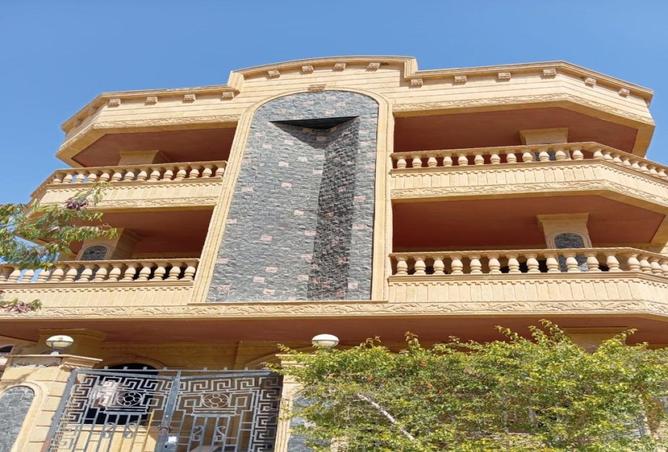 8271111 - Property Main Image