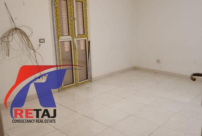 8002585 - Property Image 3