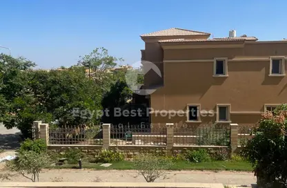 Twin House - 5 Bedrooms - 4 Bathrooms for sale in Royal Meadows - Sheikh Zayed Compounds - Sheikh Zayed City - Giza