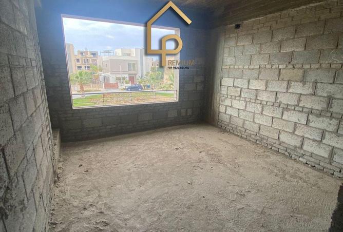 8125230 - Property Image 2