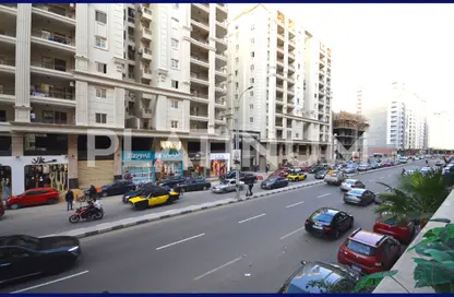 شقة - 3 غرف نوم - 3 حمامات للبيع في شارع نادى سموحة الرياضى - سموحة - حي شرق - الاسكندرية