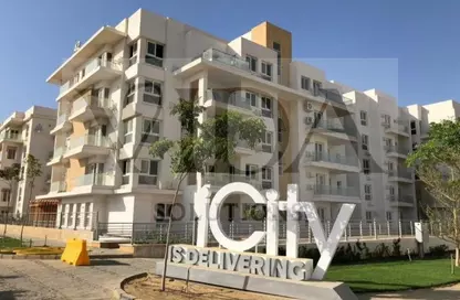 Villa - 2 Bedrooms - 3 Bathrooms for sale in Mountain View iCity October - 6 October Compounds - 6 October City - Giza