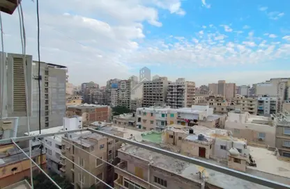 شقة - 3 غرف نوم - 2 حمامات للبيع في شارع الفريد ليان - رشدي - حي شرق - الاسكندرية