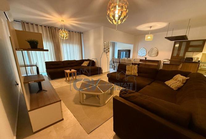 8073699 - Property Image 2