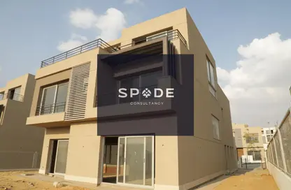 Villa - 5 Bedrooms - 6 Bathrooms for sale in Palm Hills New Cairo - 5th Settlement Compounds - The 5th Settlement - New Cairo City - Cairo