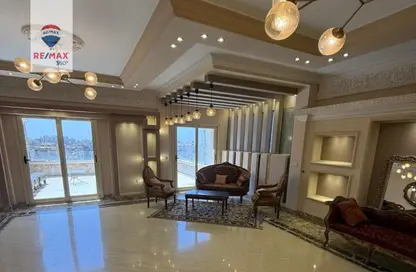 (بنتهاوس (روف - 3 غرف نوم - 3 حمامات للبيع في شارع احمد فخري - المنطقة السادسة - مدينة نصر - القاهرة (بنتهاوس (روف - 3 غرف نوم - 3 حمامات للبيع في شارع احمد فخري - المنطقة السادسة - مدينة نصر - القاهرة