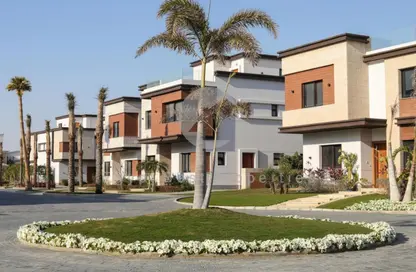 Townhouse - 3 Bedrooms - 3 Bathrooms for sale in Azzar - 5th Settlement Compounds - The 5th Settlement - New Cairo City - Cairo