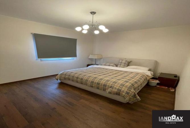 8064710 - Property Image 2