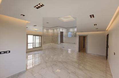 Apartment - 3 Bedrooms - 2 Bathrooms for rent in Stone Residence - 5th Settlement Compounds - The 5th Settlement - New Cairo City - Cairo