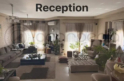 (بنتهاوس  (روف - 4 غرف نوم - 4 حمامات للبيع في حى جنوب الاكايمية - مدينة القاهرة الجديدة - القاهرة