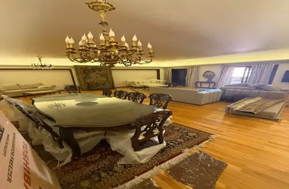 Apartment - 3 Bedrooms - 3 Bathrooms for rent in Kafr Abdo St. - Kafr Abdo - Roushdy - Hay Sharq - Alexandria