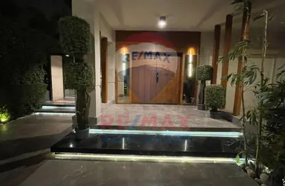 منزل مزدوج - 5 غرف نوم - 5 حمامات للبيع في بالم هيلز جولف اكستينشن - طريق الواحات - مدينة 6 أكتوبر - الجيزة