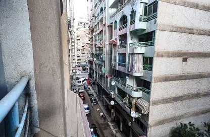 شقة - 3 غرف نوم - 2 حمامات للبيع في ميامي - حي اول المنتزة - الاسكندرية