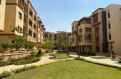 Apartment - 3 Bedrooms - 3 Bathrooms for rent in Green 5 - 6 October Compounds - 6 October City - Giza