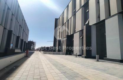 Office Space - Studio - 2 Bathrooms for sale in Hyde Park Business District Mall - South Teseen St. - The 5th Settlement - New Cairo City - Cairo