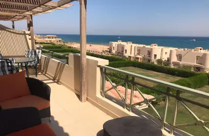 Chalet - 3 Bedrooms - 2 Bathrooms for sale in La Vista 1 - La Vista - Al Ain Al Sokhna - Suez