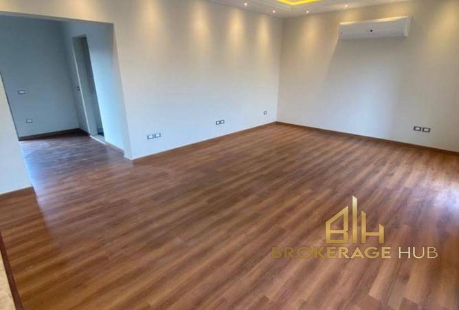 8423674 - Property Image 2