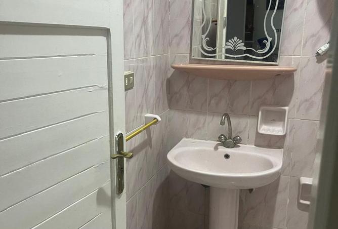 8301052 - Property Image 3