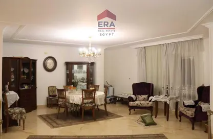 Apartment - 4 Bedrooms - 2 Bathrooms for sale in Zahraa Al Maadi St. - Degla - Hay El Maadi - Cairo
