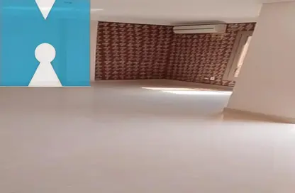 شقة - 3 غرف نوم - 3 حمامات للايجار في اوبرا سيتي - الحي السادس - الشيخ زايد - الجيزة