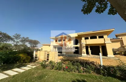 Villa - 5 Bedrooms - 5 Bathrooms for sale in Madinaty - Cairo