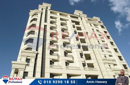 شقة - 3 غرف نوم - 3 حمامات للبيع في شارع نادى سموحة الرياضى - سموحة - حي شرق - الاسكندرية