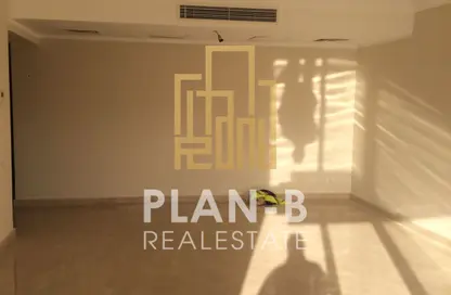 شقة - 3 غرف نوم - 3 حمامات للايجار في نيو جيزة - طريق مصر اسكندرية الصحراوي - مدينة 6 أكتوبر - الجيزة