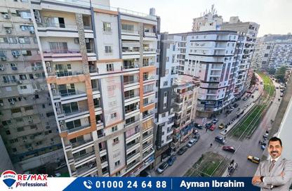 شقة - 3 غرف نوم - 3 حمامات للبيع في شارع مصطفي ابو هيف - سابا باشا - حي شرق - الاسكندرية