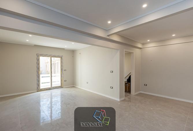 8243273 - صورة العقار 2