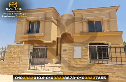 Villa - 5 Bedrooms - 4 Bathrooms for sale in Royal Meadows - Sheikh Zayed Compounds - Sheikh Zayed City - Giza