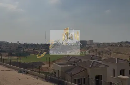 Villa - 5 Bedrooms - 4 Bathrooms for sale in Levana - Uptown Cairo - Mokattam - Cairo