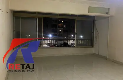 شقة - 3 غرف نوم - 1 حمام للبيع في شارع عمارات رابعه - ارض الجولف - مصر الجديدة - القاهرة