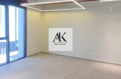Office Space - Studio - 1 Bathroom for sale in Hyde Park Business District Mall - South Teseen St. - The 5th Settlement - New Cairo City - Cairo