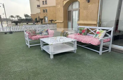 شقة - 2 غرف نوم - 3 حمامات للايجار في ارورا - اب تاون كايرو - المقطم - القاهرة