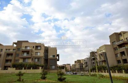 شقة - 2 غرف نوم - 2 حمامات للبيع في فيلدج جيت - المستثمرين الجنوبية - مدينة القاهرة الجديدة - القاهرة