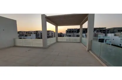 منزل مزدوج - 3 غرف نوم - 4 حمامات للبيع في ساحة الفيلا - فيفث سكوير - التجمع الخامس - مدينة القاهرة الجديدة - القاهرة