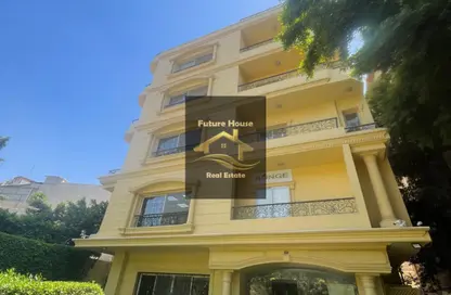بناية كاملة - استوديو - 8 حمامات للايجار في ميدان دجله - دجلة - حي المعادي - القاهرة