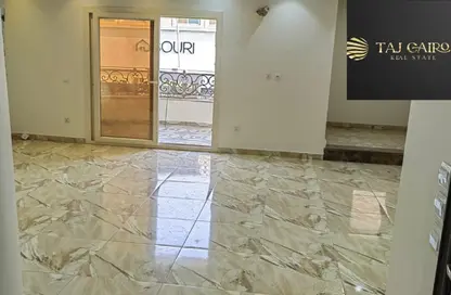 شقة - 3 غرف نوم - 2 حمامات للايجار في شارع 7 - الحي الاول - التجمع الخامس - مدينة القاهرة الجديدة - القاهرة
