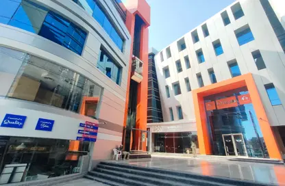 مساحات مكتبية - استوديو - 2 حمامات للايجار في شارع مجمع البنوك - شارع التسعين الجنوبي - التجمع الخامس - مدينة القاهرة الجديدة - القاهرة