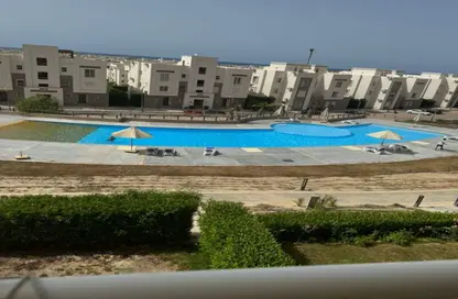 شاليه - 3 غرف نوم - 2 حمامات للبيع في أمواج - سيدي عبد الرحمن - الساحل الشمالي