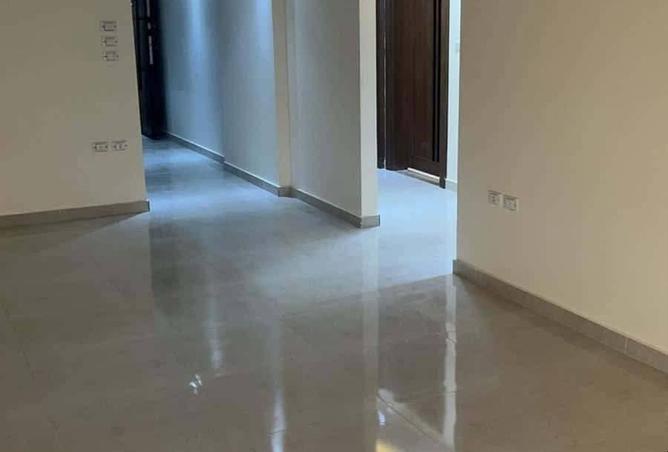 8093100 - Property Image 3