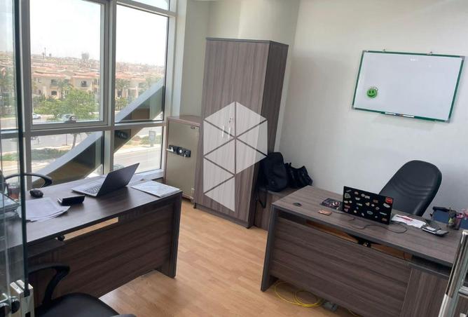 8253522 - Property Image 3