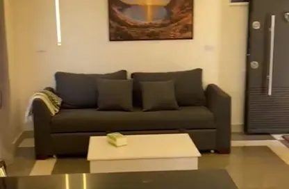 Apartment - 2 Bedrooms - 1 Bathroom for rent in Doctor Yassin Abdel Ghaffar St. - Area C - Ganoob El Acadimia - New Cairo City - Cairo