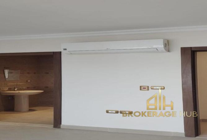 8100246 - Property Image 2