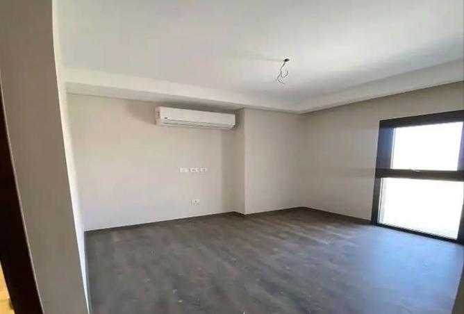 8543440 - Property Image 2