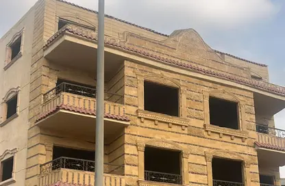شقة - 3 غرف نوم - 2 حمامات للبيع في غرب الجولف - كمبوندات القطامية - القطامية - مدينة القاهرة الجديدة - القاهرة