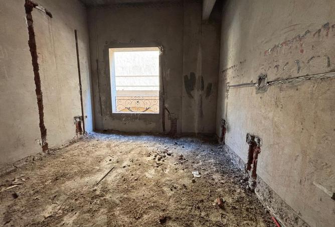 8220923 - Property Image 3