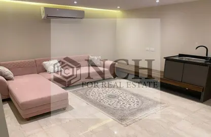 Penthouse - 4 Bedrooms - 5 Bathrooms for sale in Lake View Residence - 5th Settlement Compounds - The 5th Settlement - New Cairo City - Cairo